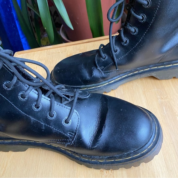 Dr Doc Martens Black Luana Womens Leather Boots Size 9 - Picture 7 of 11
